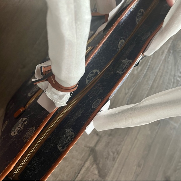 NWT Dooney & Bourke Disney Cruise Line Wish Inaugural Tote - Picture 10 of 16